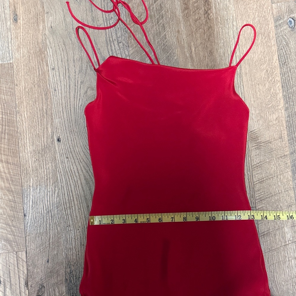 Silk backless Red Dress - Picture 12 of 17